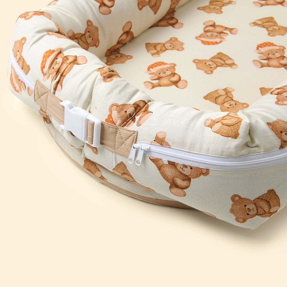 Alcazie Organic Cocoon Cover - Cuddle Bear