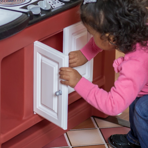 Alcazie Step2 Grand Walk-In Kitchen