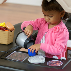 Alcazie Step2 Grand Walk-In Kitchen