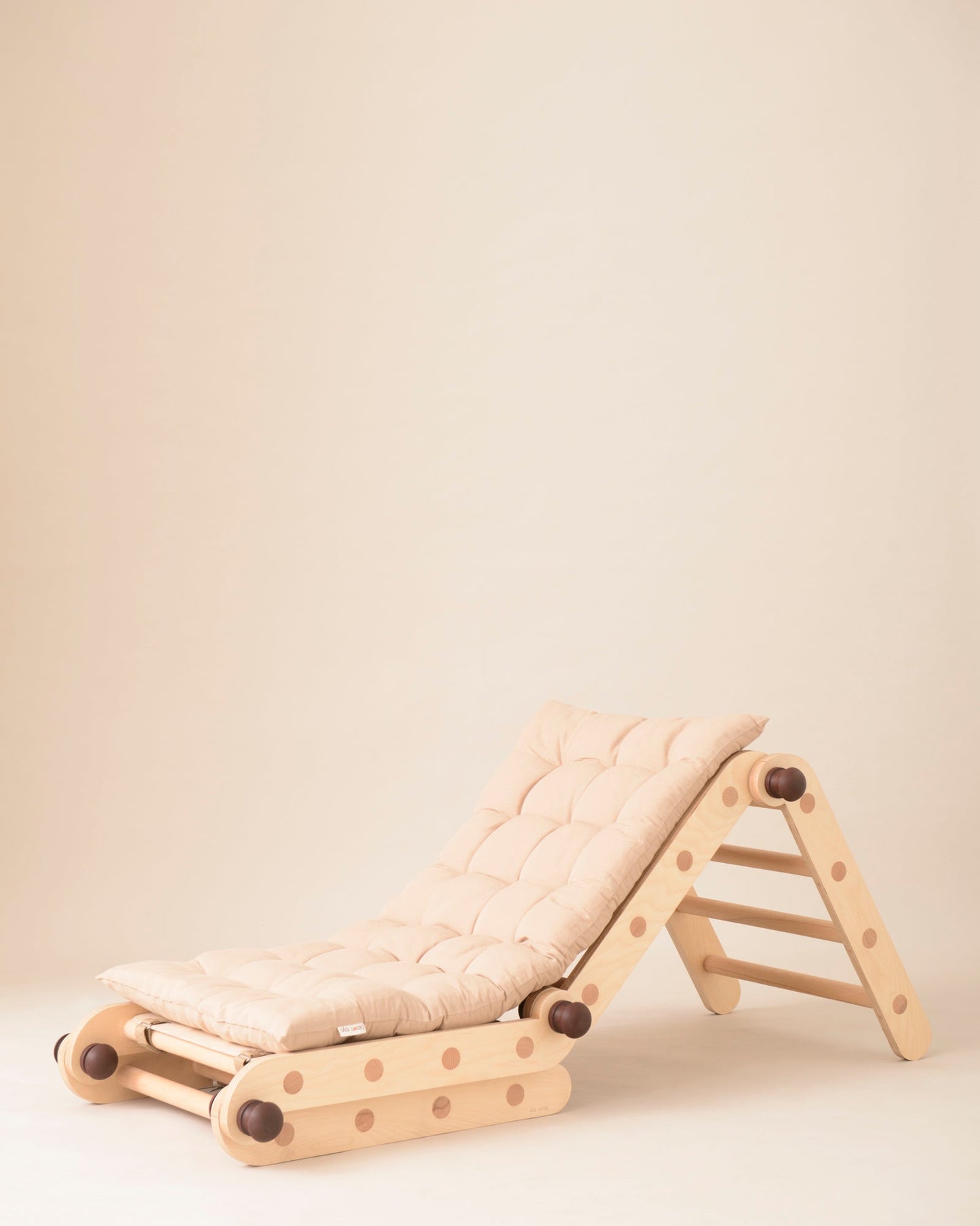 Cushion attachment for Transformable Pikler Triangle