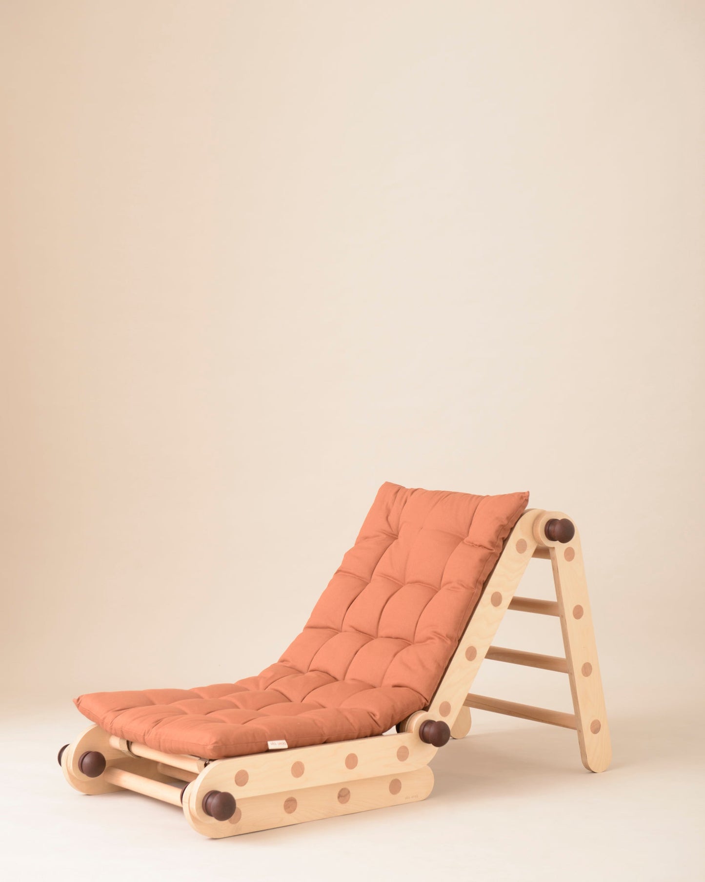 Cushion attachment for Transformable Pikler Triangle
