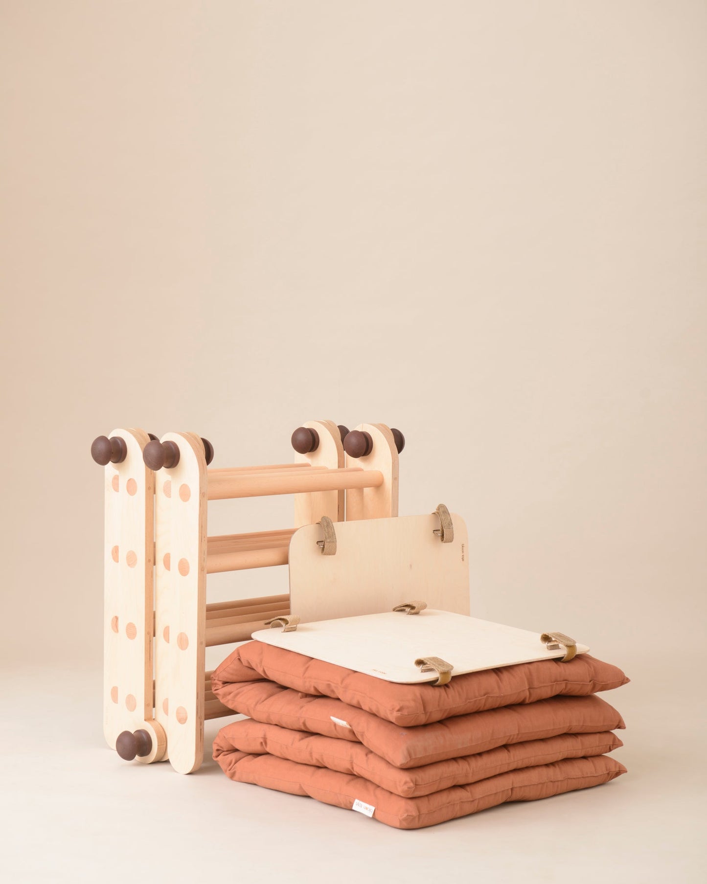 Cushion attachment for Transformable Pikler Triangle